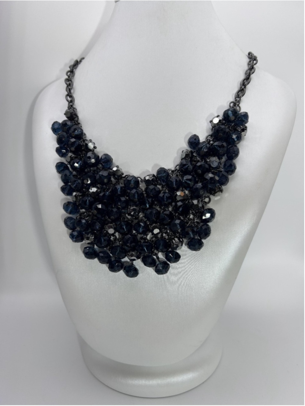 Necklace‎ Blue Glass Beaded Bib Statement Gunmetal Chain Fashion Womens Jewelry - Picture 2 of 9